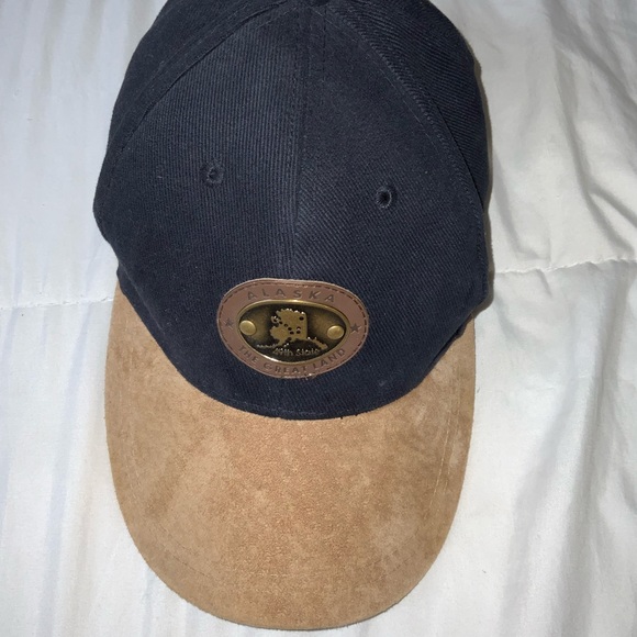 Alaska, blue and tan cap. - Picture 3 of 5